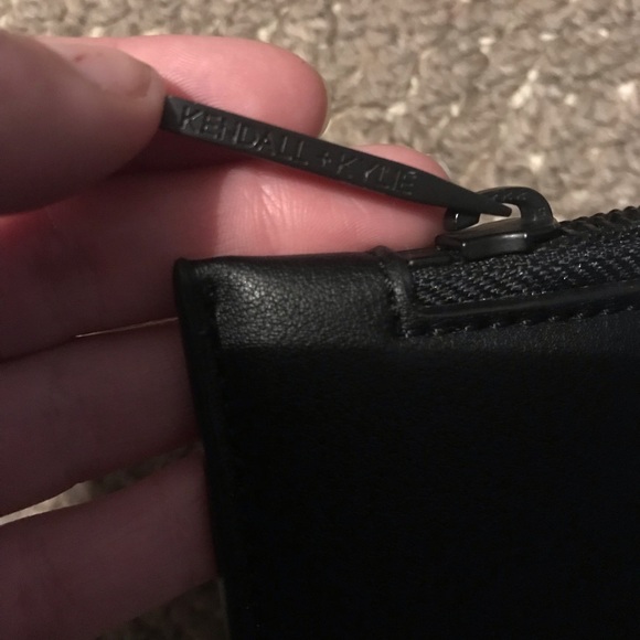 Kendall and Kylie black bag - Picture 4 of 6